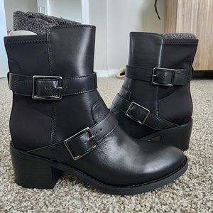 Donald J. Pliner Darby Leather Buckle Block Heel Bootie (Women) NEW size 8